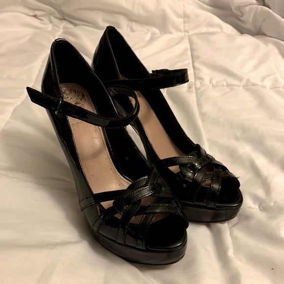 Vince Camuto Shoes - Vince Camuto size-8 Heels
